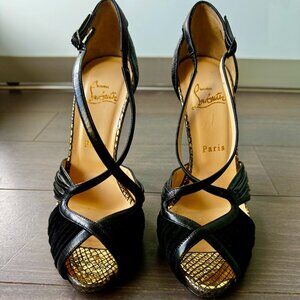 Christian Louboutin Sandals size 39
